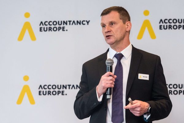 Accountants and ethics: promoting trust in the public sector